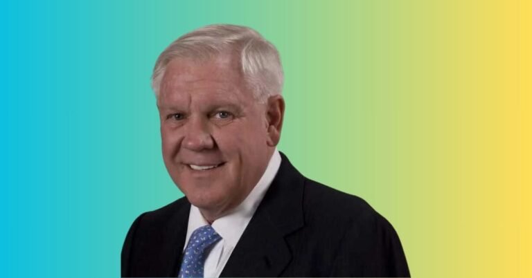 Harlan Crow Net Worth